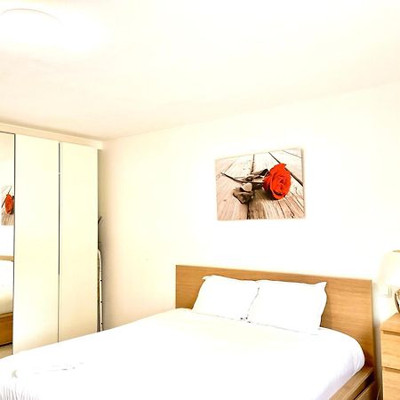 Large Room In Schuttrange Free Parking 10Mins To Airport Excellent Customer Services Люксембург Екстериор снимка