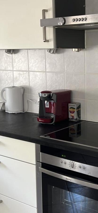 Large Room In Schuttrange Free Parking 10Mins To Airport Excellent Customer Services Екстериор снимка